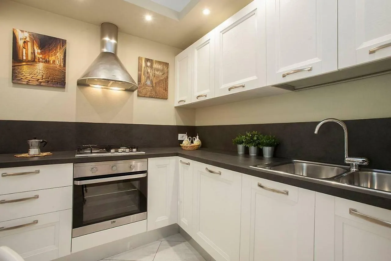 Apartment Tessitori Palace - Luxury Appartment Center Florence Italy